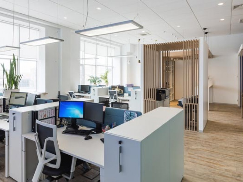 如何判断深圳龙华办公室装修得好与坏呢？