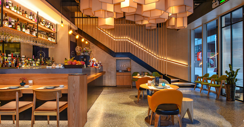 独特的软装饰品，让深圳龙岗餐厅焕发新生机